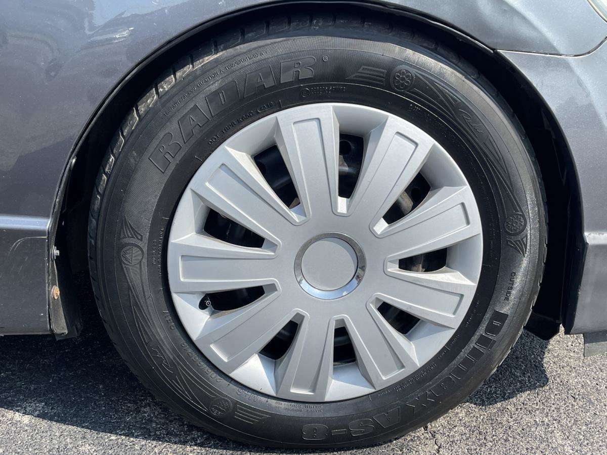 Used 2010 Honda Civic LX image 9