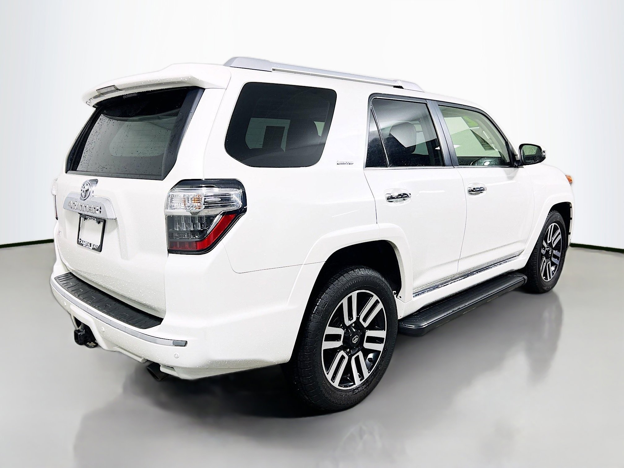Used 2022 Toyota 4Runner Limited RWD image 4