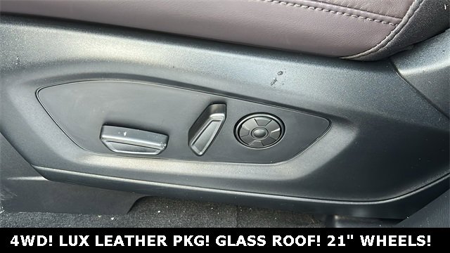 New 2026 Ford Explorer Platinum w/ LUX Leather Package image 24