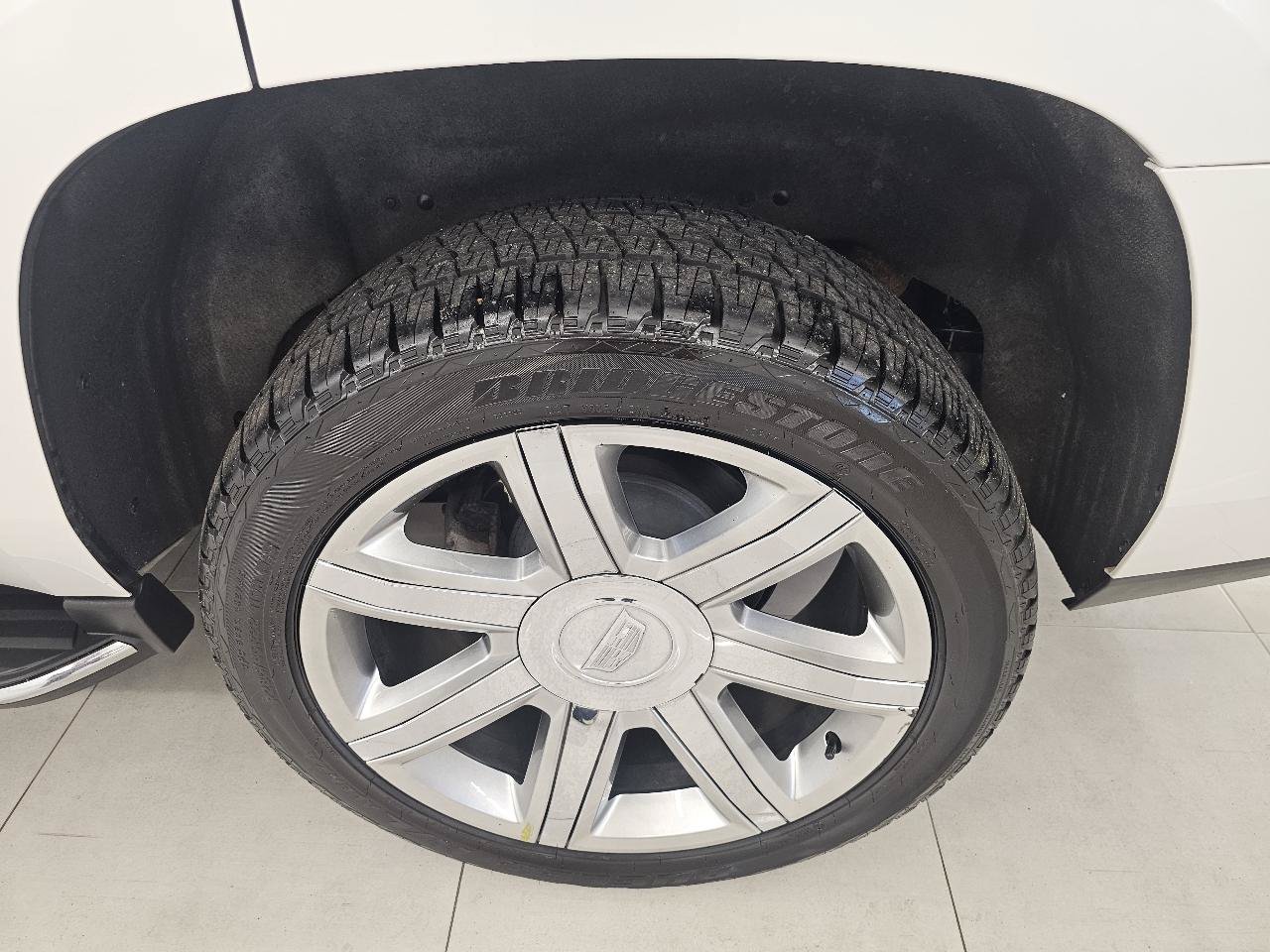 Used 2020 Cadillac Escalade Luxury AWD/4WD image 33