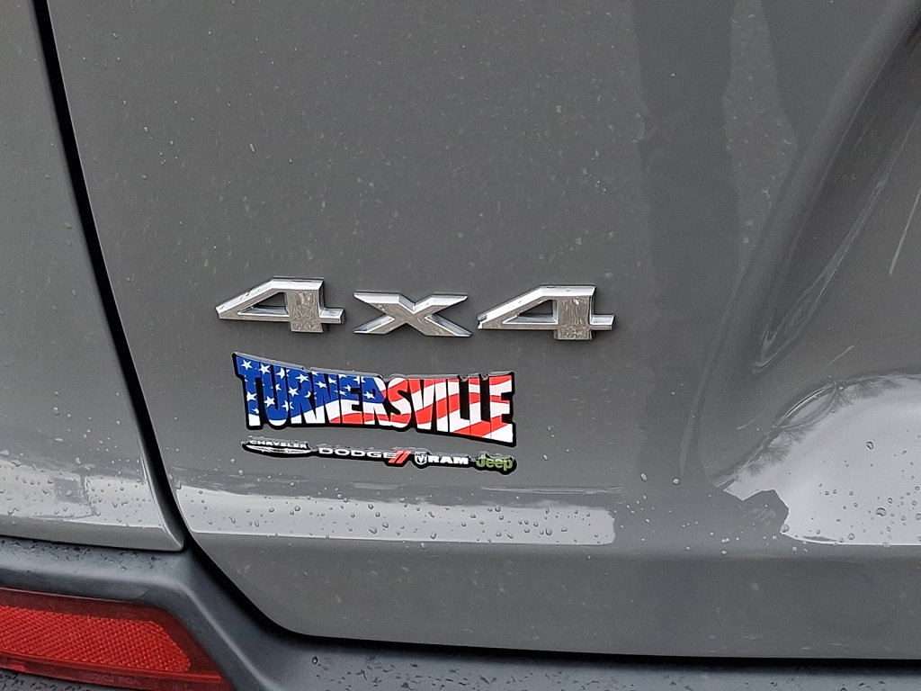 Used 2020 Jeep Cherokee Latitude Lux w/ Quick Order Package 2YH Lux image 17