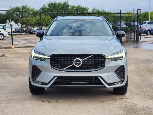 Used 2025 Volvo XC60 B5 Ultra w/ Protection Package Premier AWD/4WD image 11