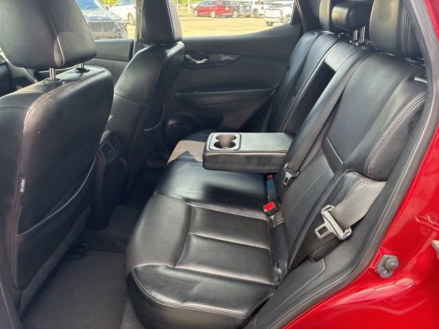 Used 2022 Nissan Rogue Sport SL image 15