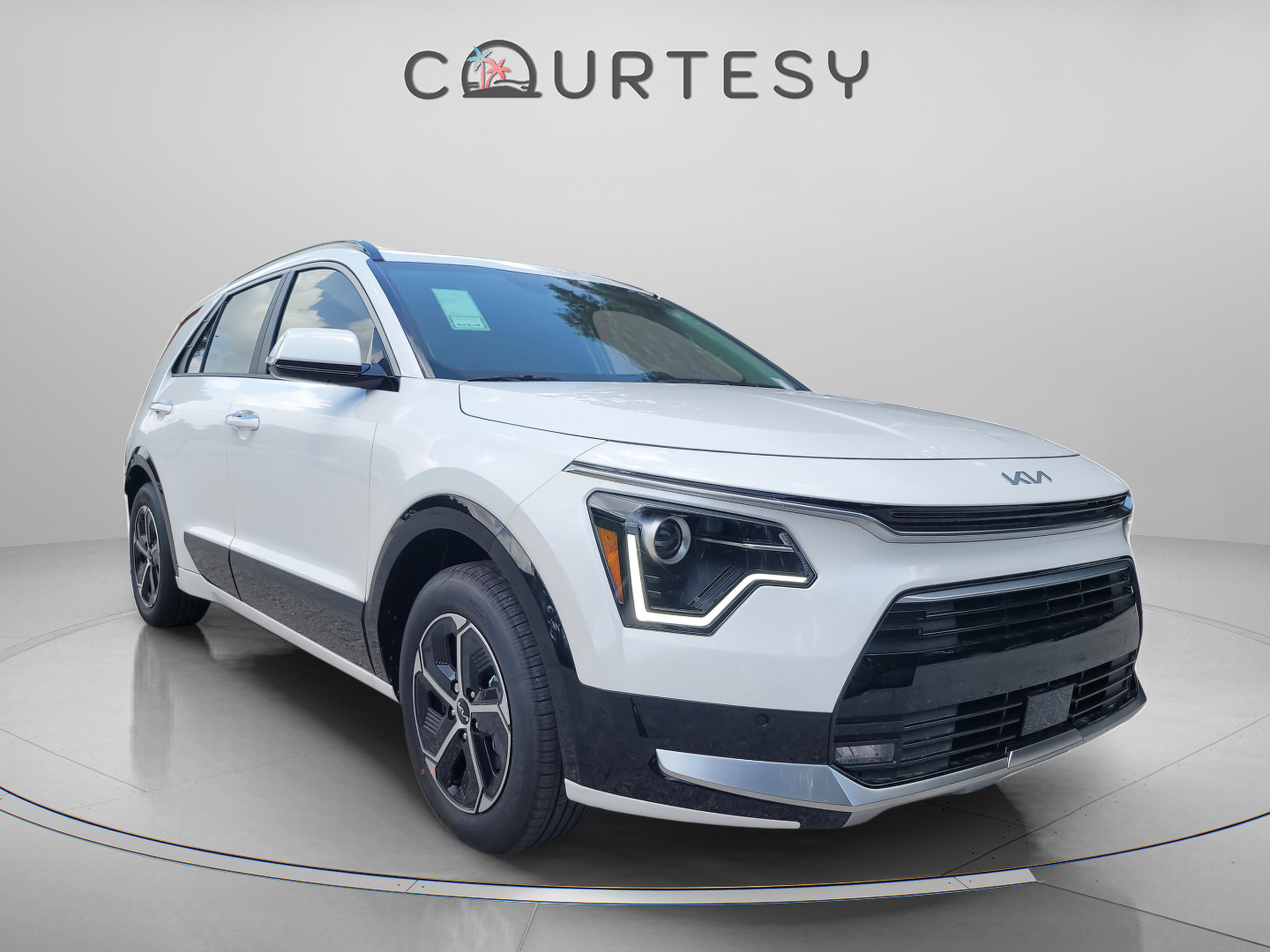 New 2025 Kia Niro SX image 4