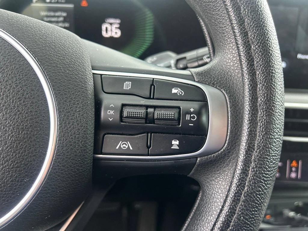 Certified 2025 Kia K5 LXS FWD image 14