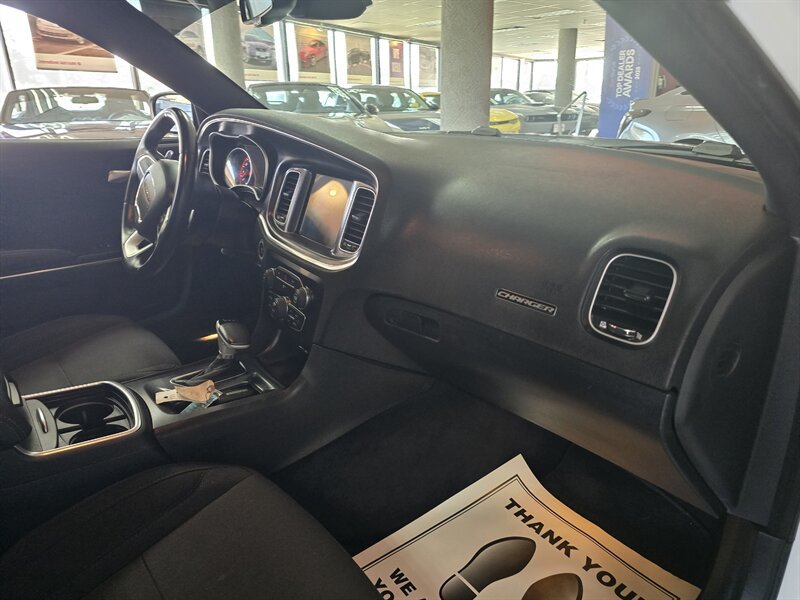 Used 2016 Dodge Charger R/T RWD image 12