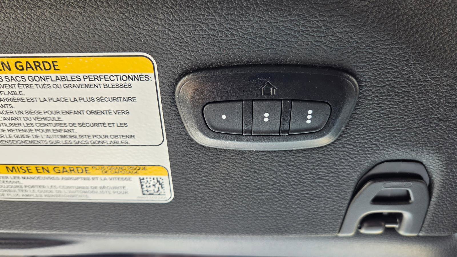 Used 2024 Jeep Wrangler Sahara image 41