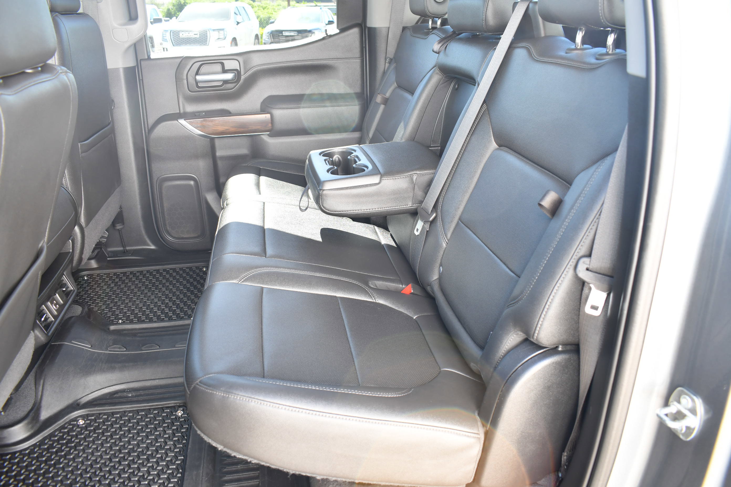 Used 2021 GMC Sierra 1500 SLT w/ X31 Off-Road Package image 29