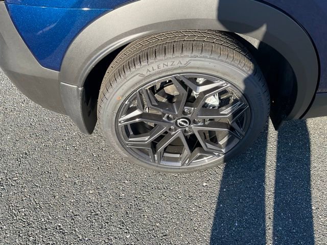 New 2026 Nissan Kicks SR image 7