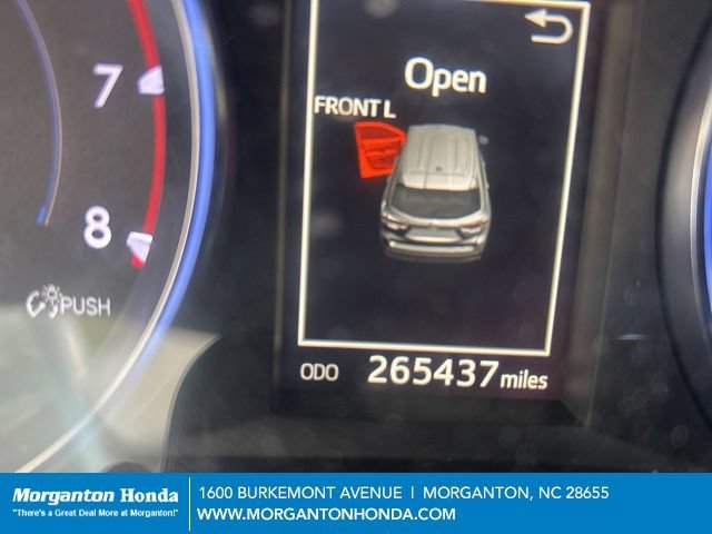 Used 2015 Toyota Highlander Limited Platinum AWD/4WD image 21
