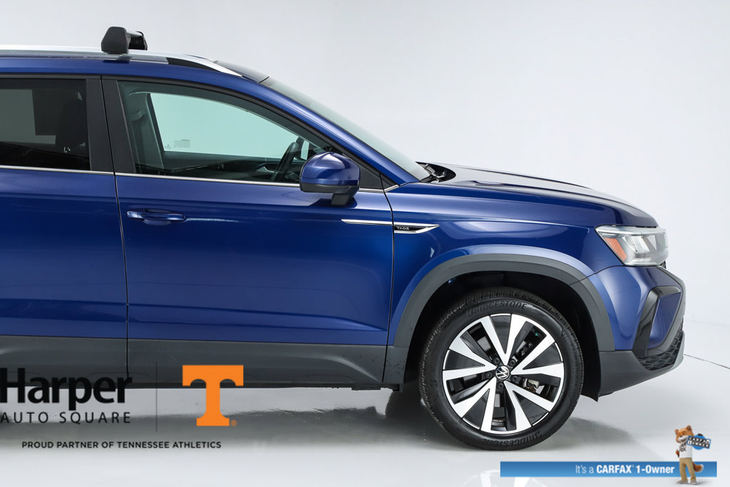 Used 2023 Volkswagen Taos SE w/ Panoramic Sunroof Package FWD image 50