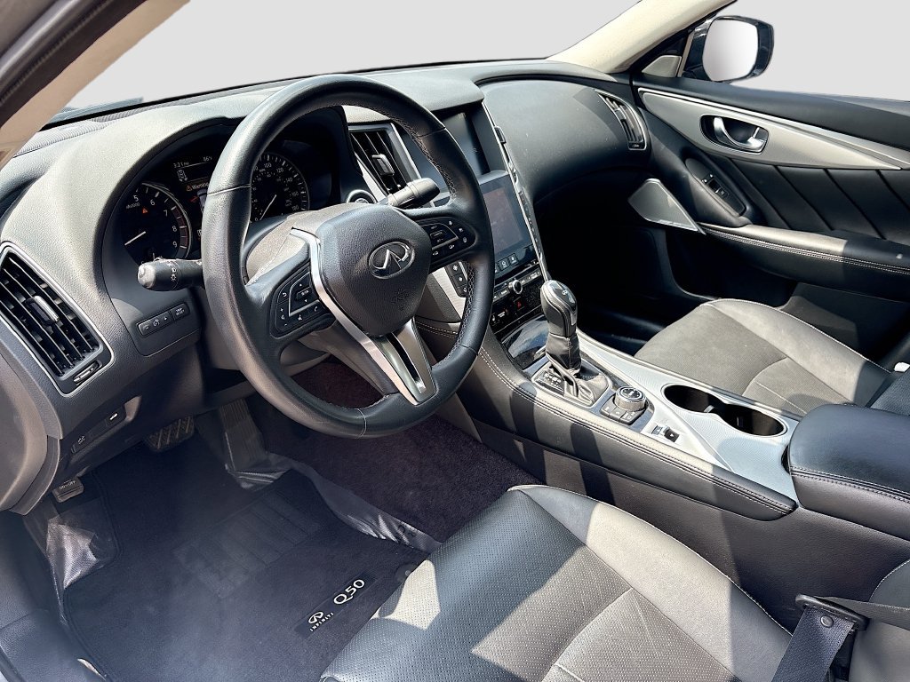 Used 2023 INFINITI Q50 Luxe w/ Cargo Package RWD image 9
