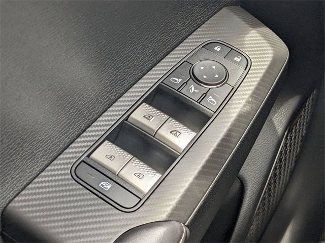 New 2025 Mitsubishi Outlander SE image 23