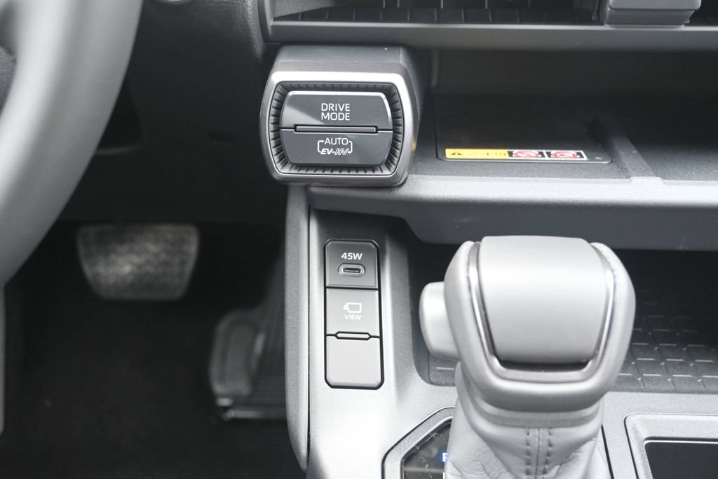 New 2026 Toyota RAV4 XSE AWD/4WD image 25