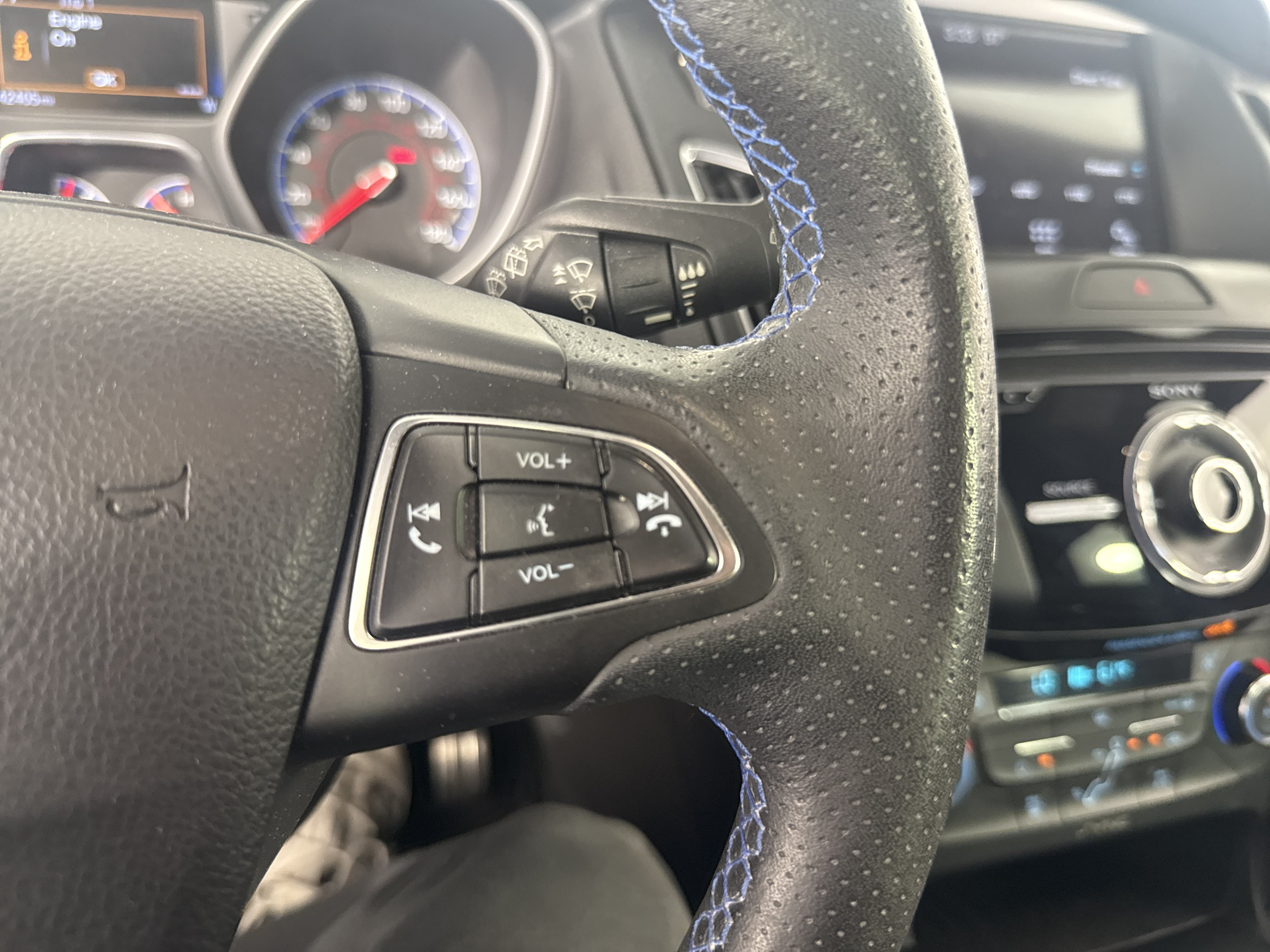 Used 2017 Ford Focus RS AWD/4WD image 26