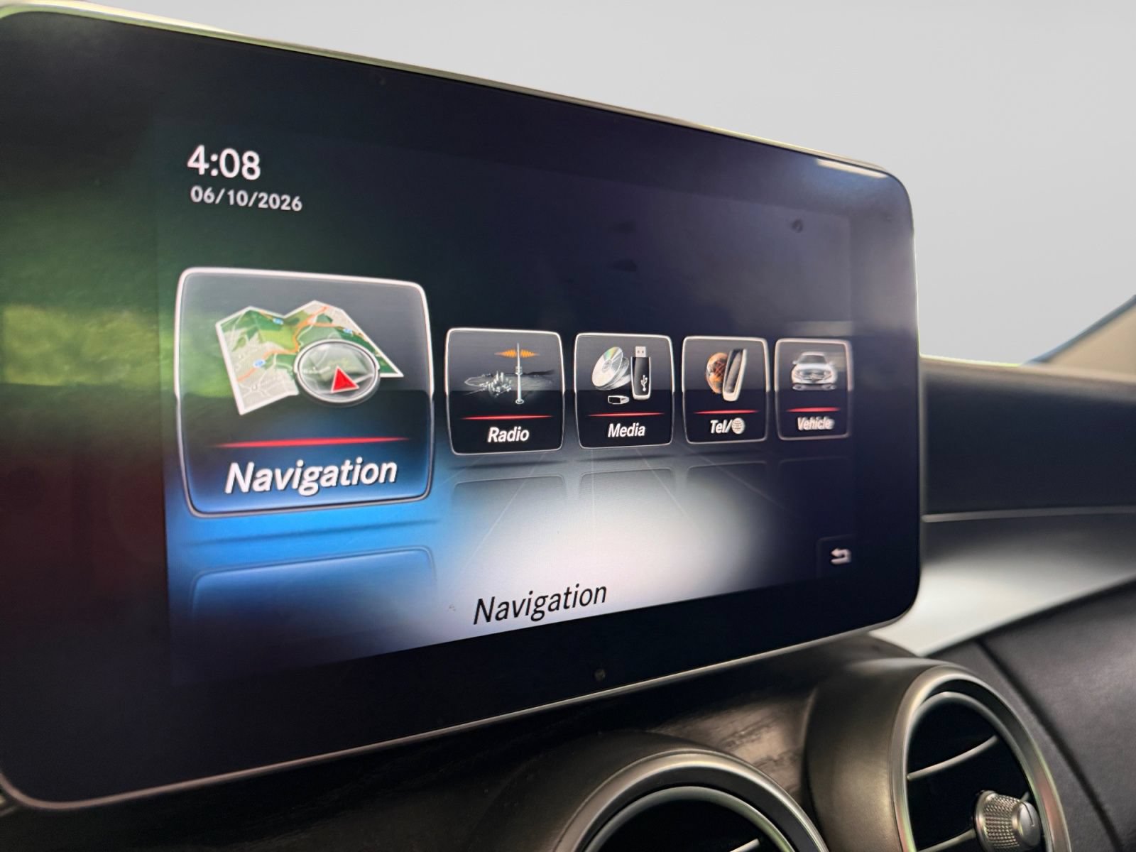 Used 2015 Mercedes-Benz C 300 4MATIC Sedan w/ Multimedia Package image 28