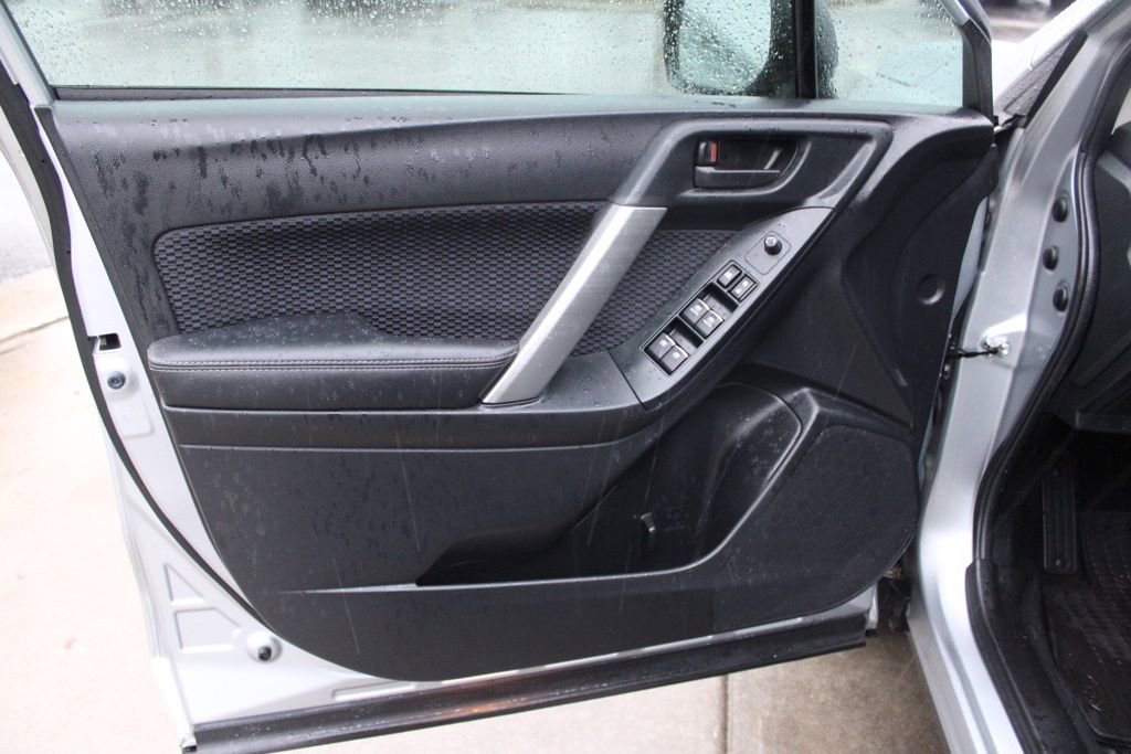 Used 2018 Subaru Forester 2.5i w/ Alloy Wheel Package image 19