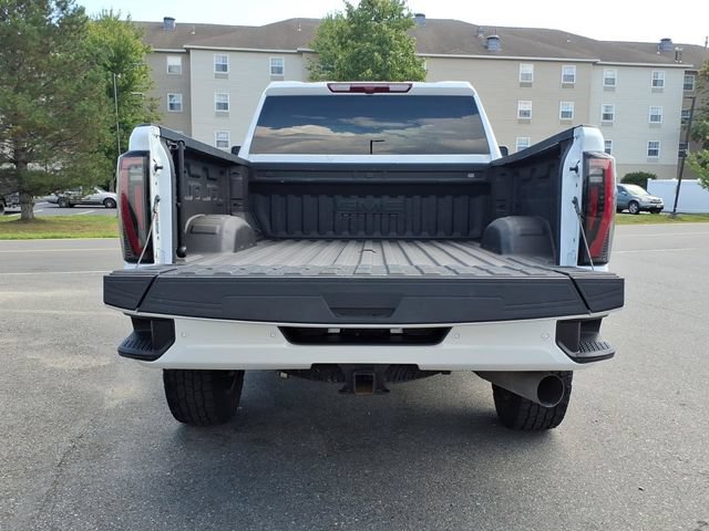 Used 2025 GMC Sierra 2500 AT4 AWD/4WD image 6