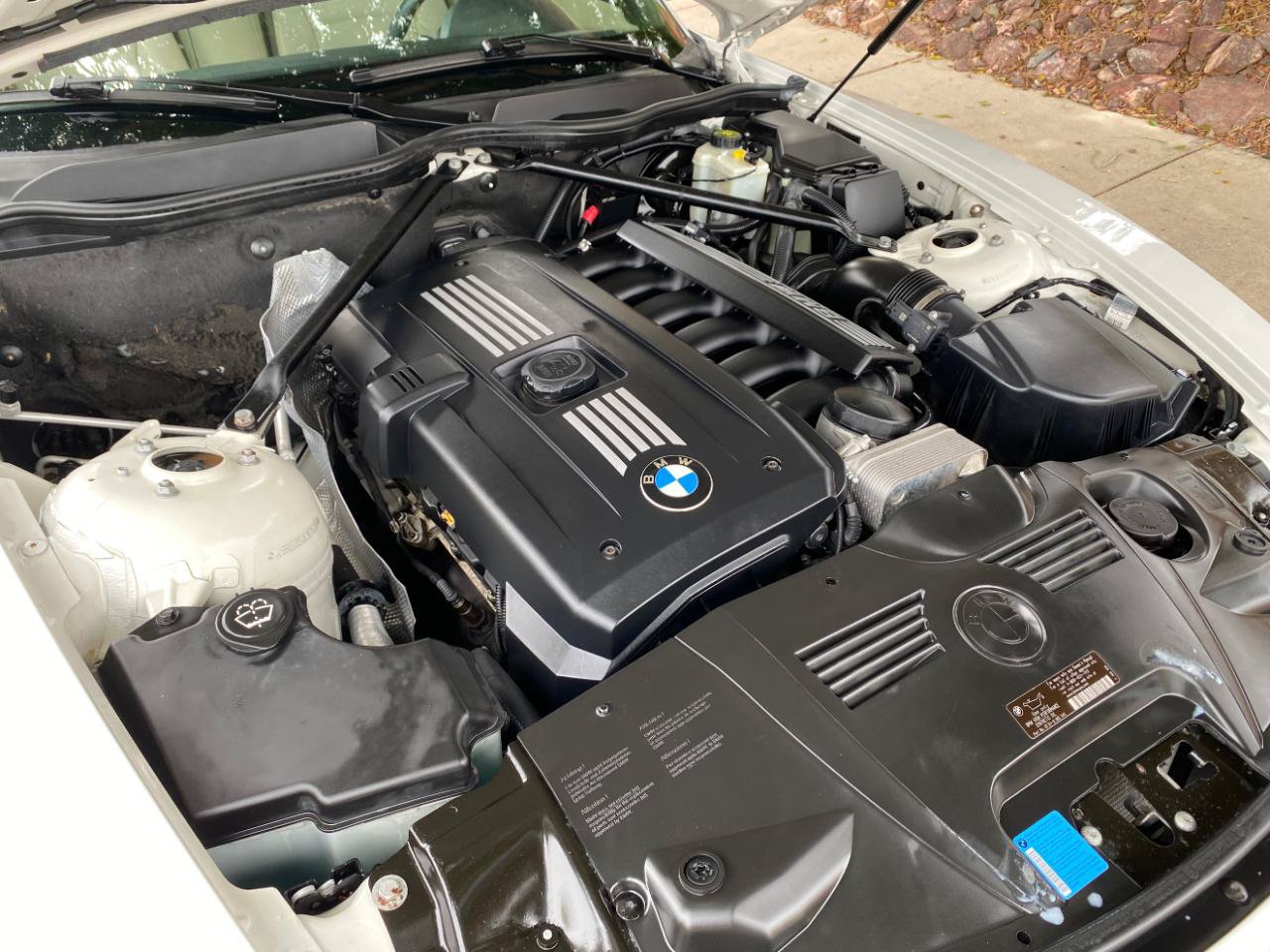 Used 2008 BMW Z4 3.0i RWD image 12