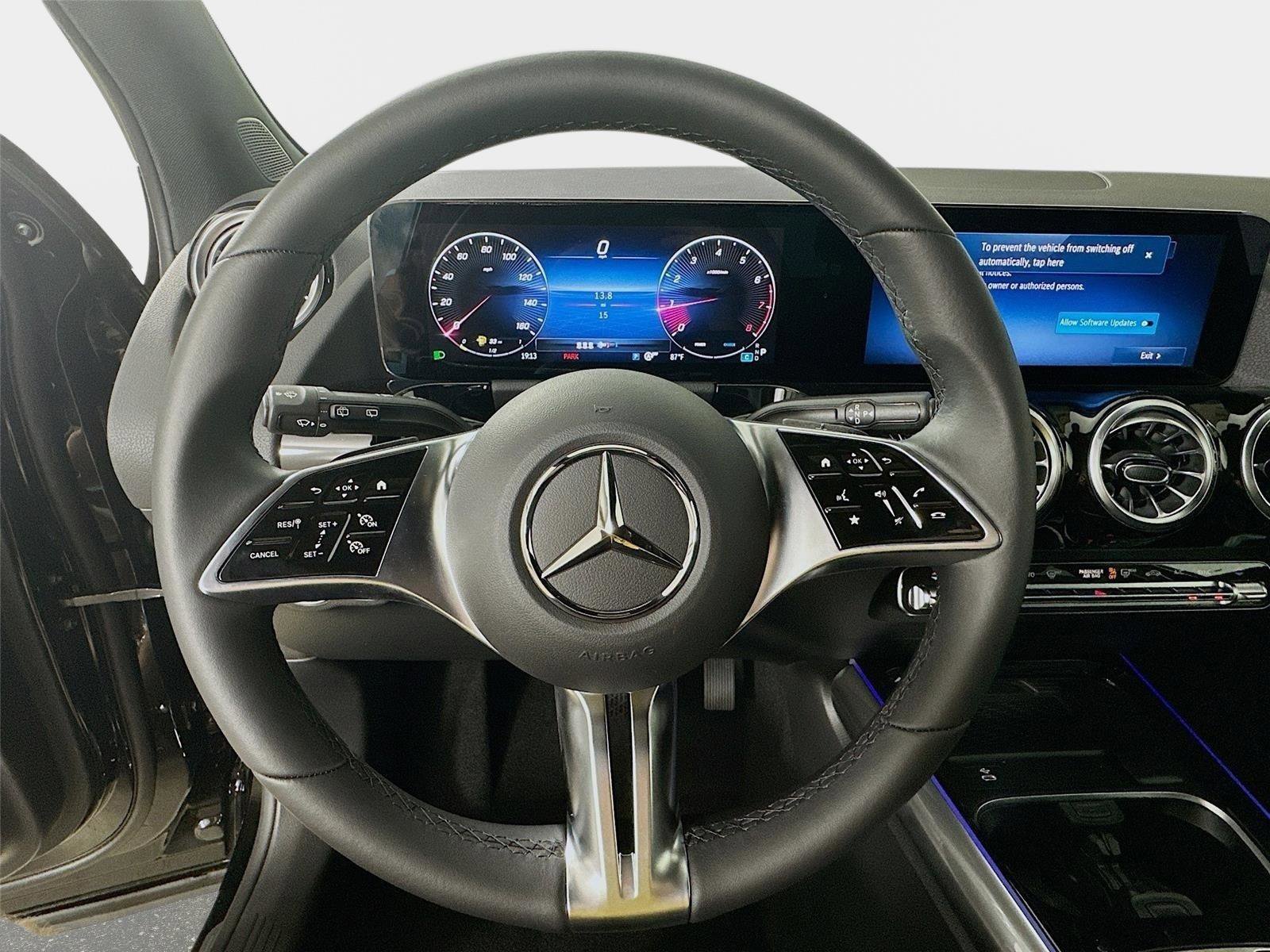 Certified 2026 Mercedes-Benz GLA 250 4MATIC image 11