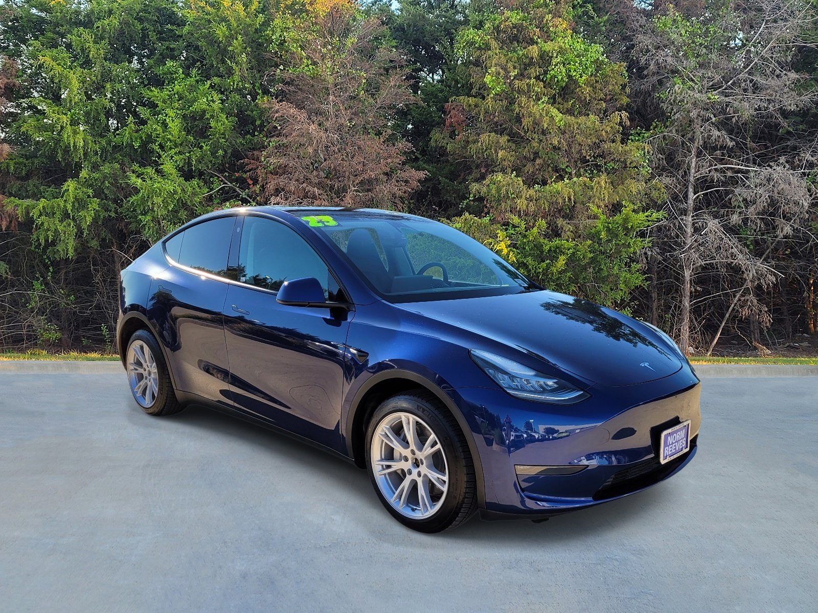 Used 2023 Tesla Model Y Long Range AWD/4WD image 16