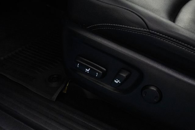 Used 2024 Toyota 4Runner Limited RWD image 16