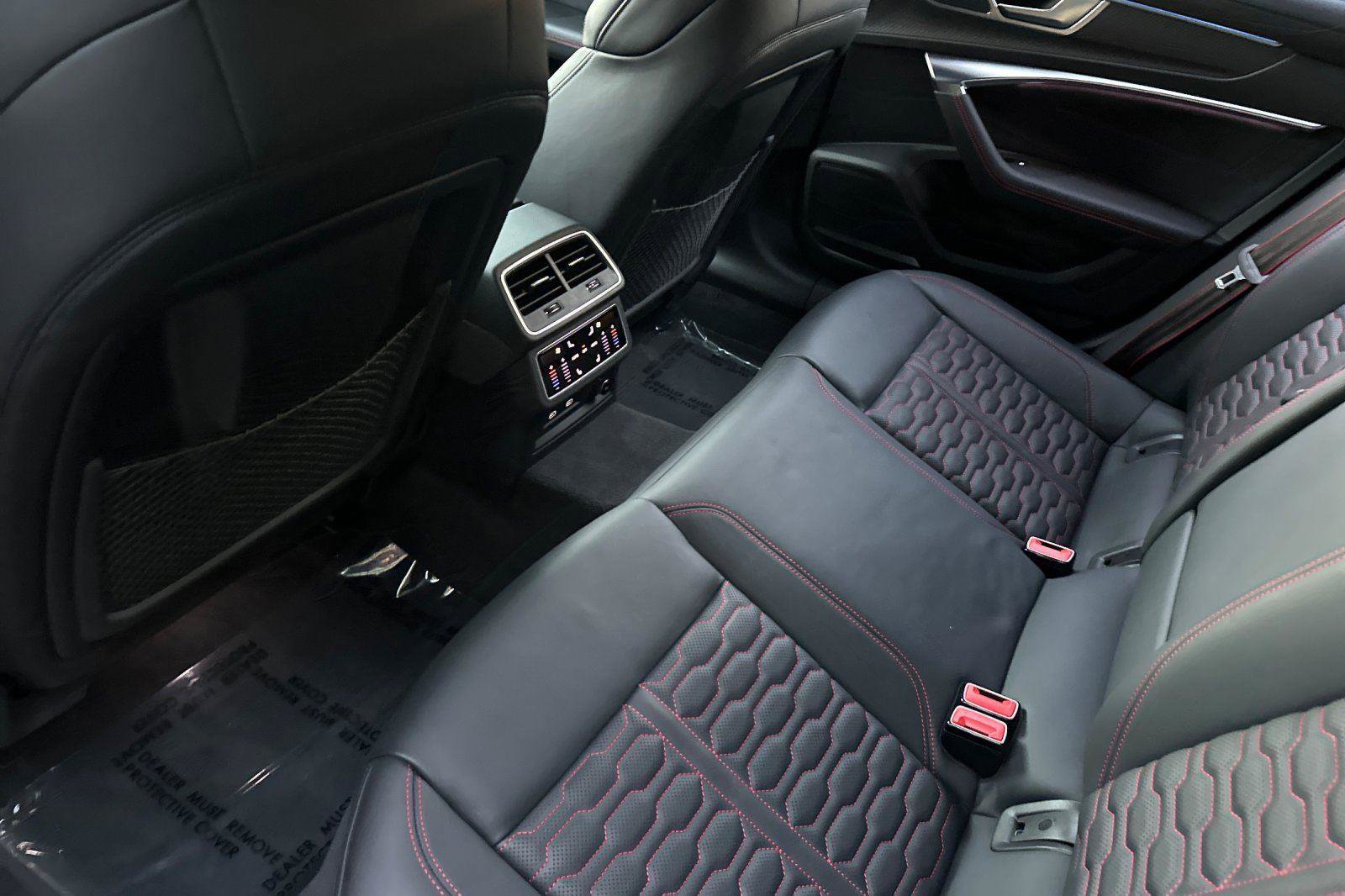 Certified 2022 Audi RS 6 image 12