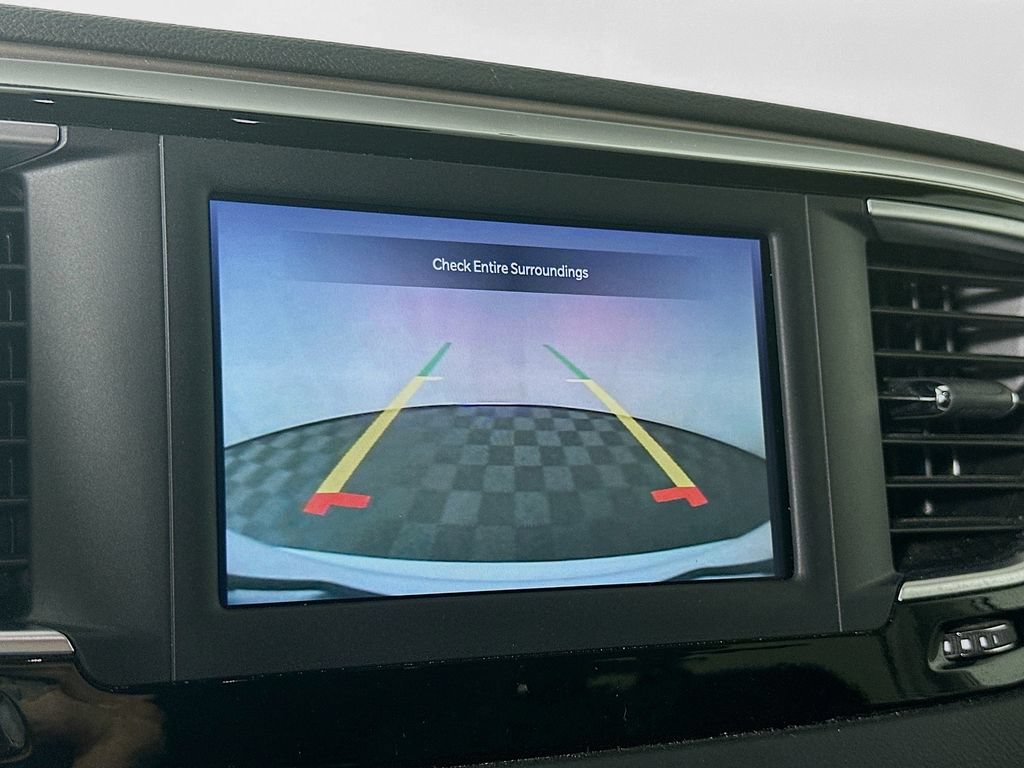 Certified 2023 Chrysler Voyager LX FWD image 21