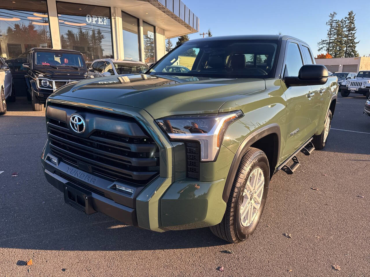 Used 2023 Toyota Tundra SR5 w/ SR5 Premium Package