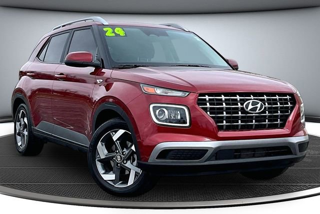 Used 2024 Hyundai Venue Limited FWD image 3