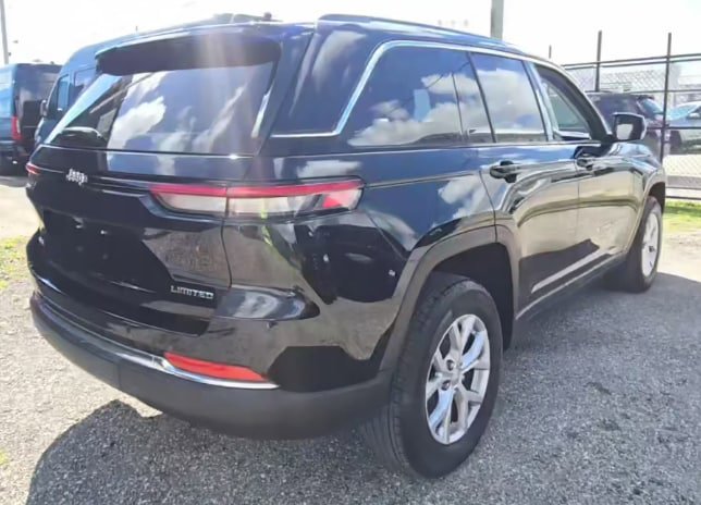 Used 2022 Jeep Grand Cherokee Limited AWD/4WD image 8