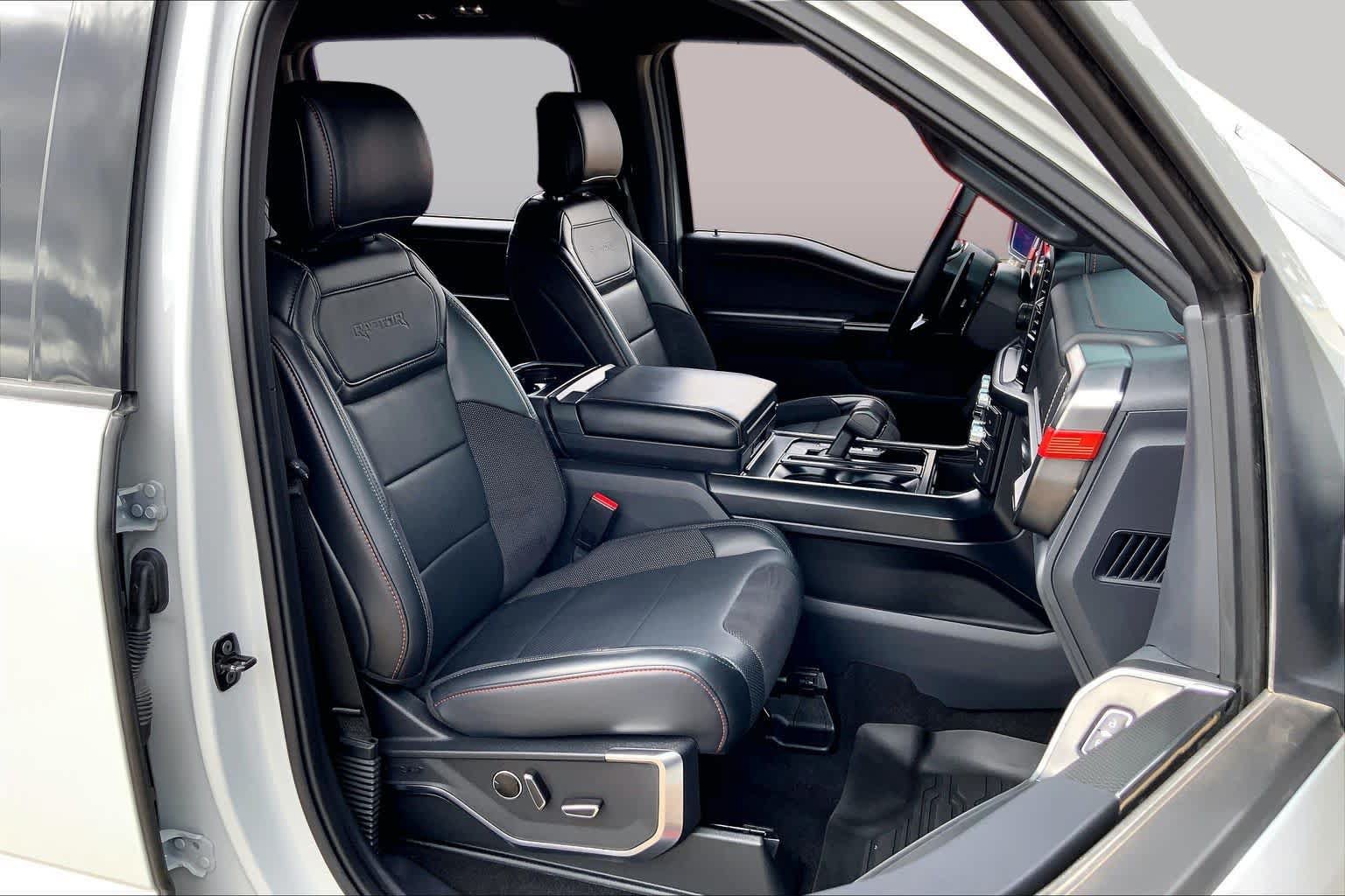 Certified 2024 Ford F150 Raptor AWD/4WD image 9