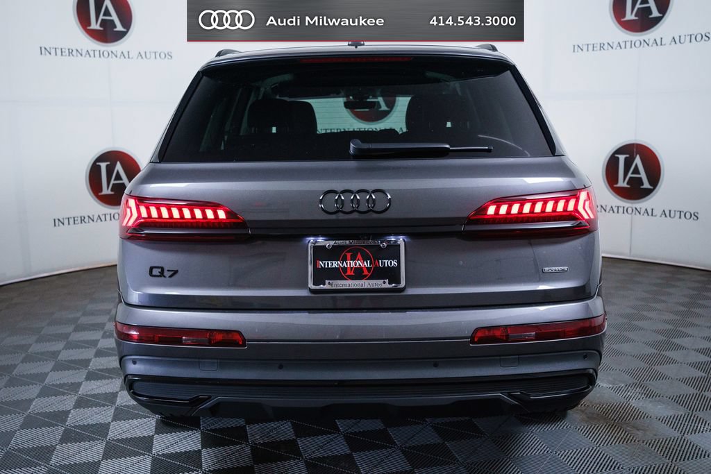 Used 2023 Audi Q7 3.0T Prestige w/ Prestige Package AWD/4WD image 7