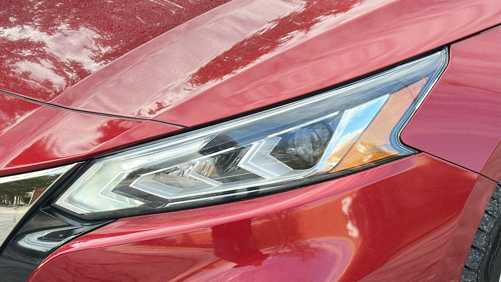 Certified 2020 Nissan Altima 2.5 SR w/ Premium Package image 4