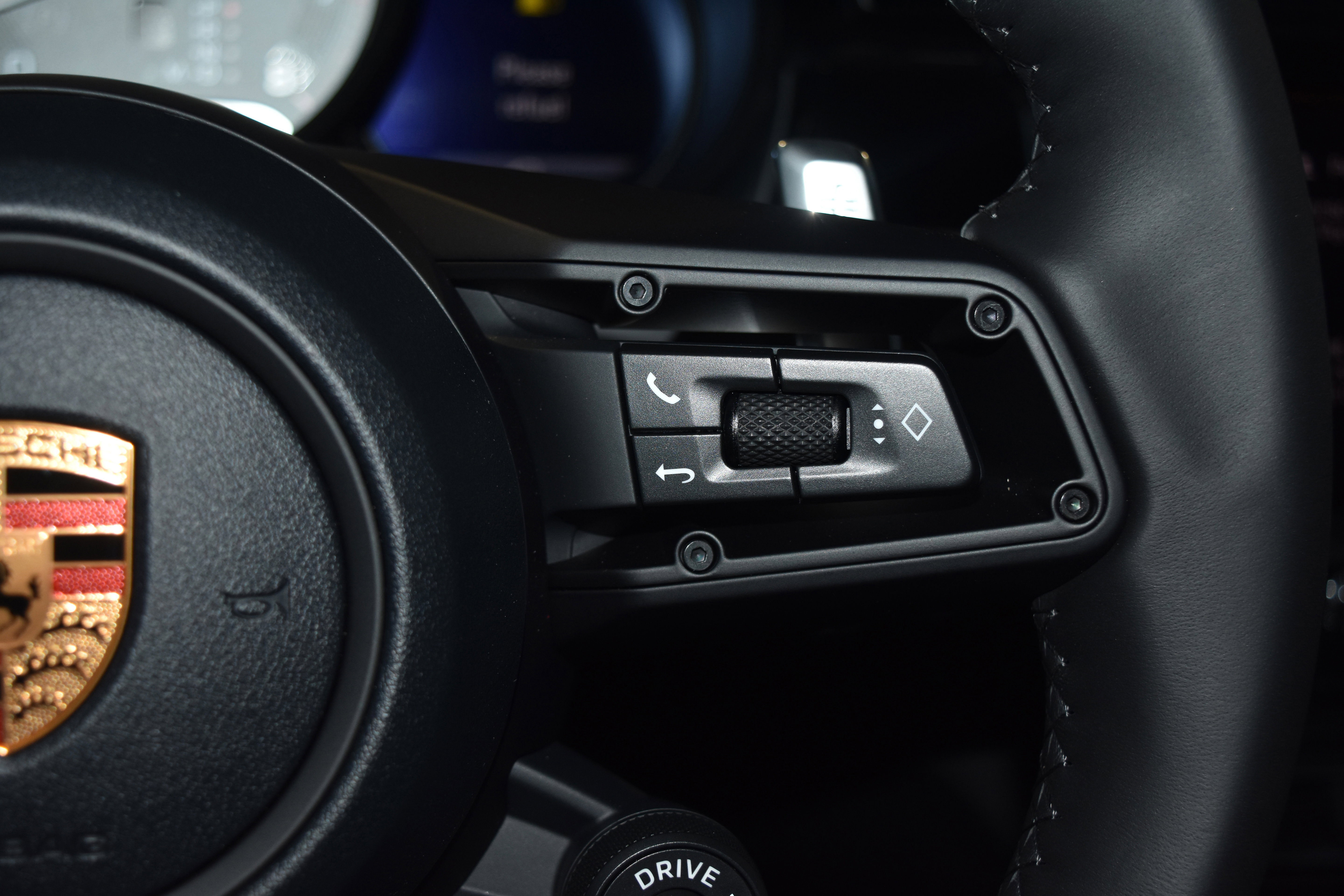 New 2026 Porsche Macan S image 11