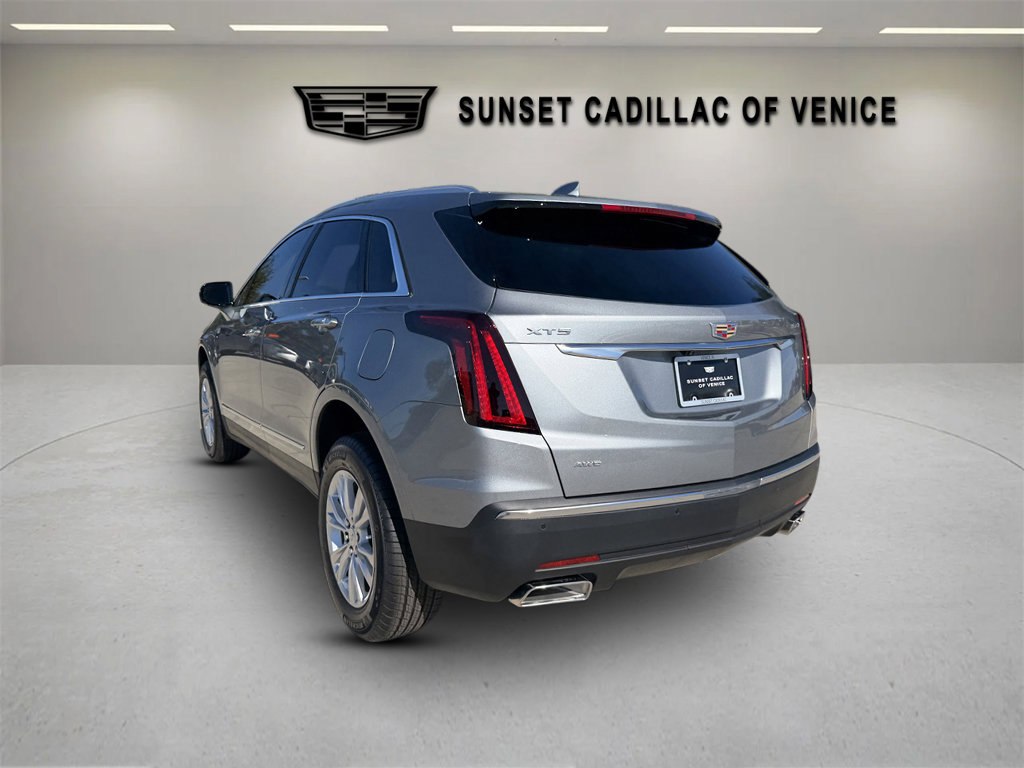 New 2026 Cadillac XT5 Luxury image 5