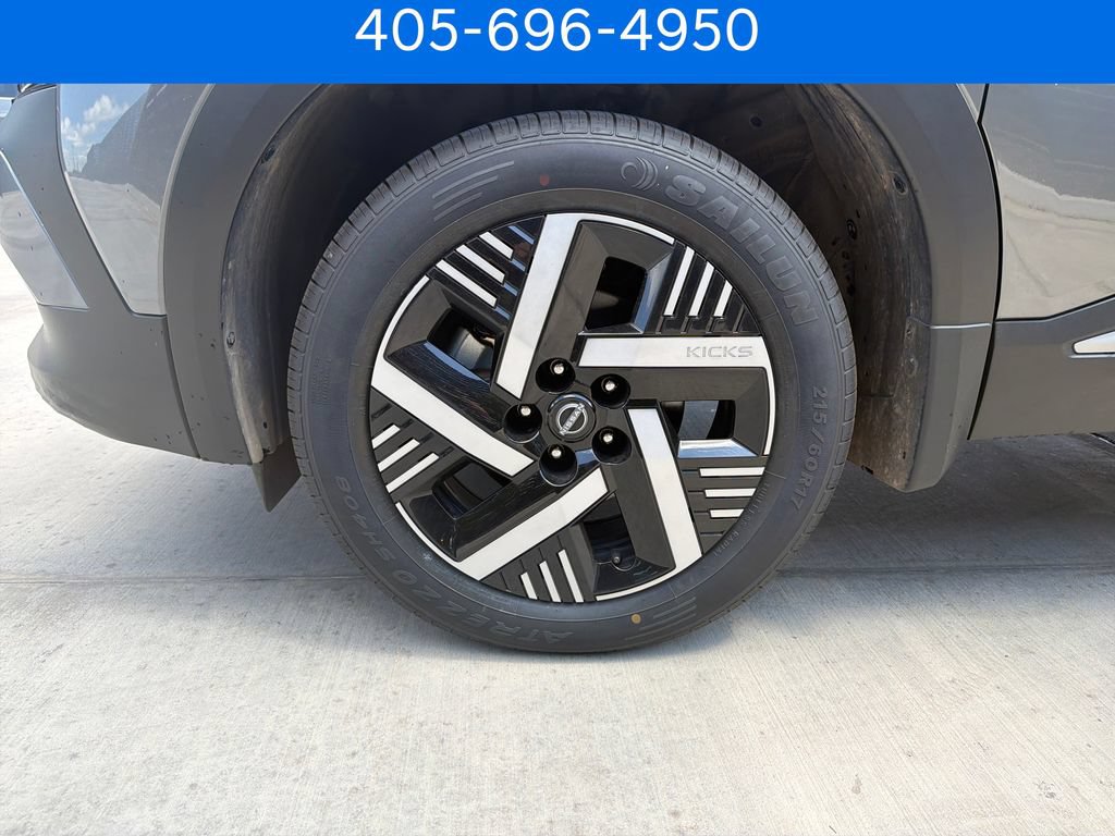 Used 2026 Nissan Kicks SV FWD image 37