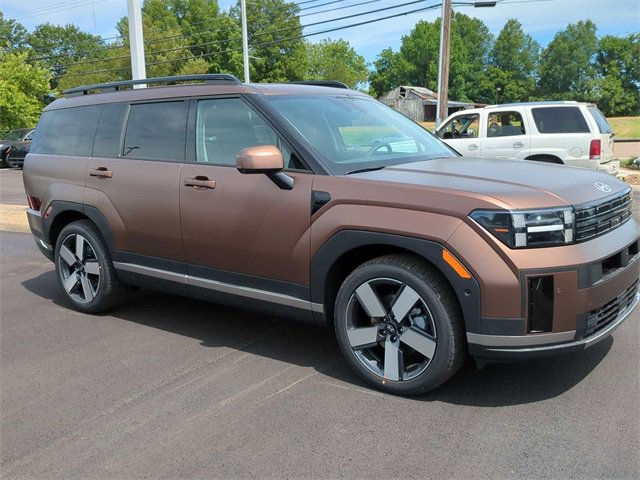 Used 2024 Hyundai Santa Fe Limited image 4