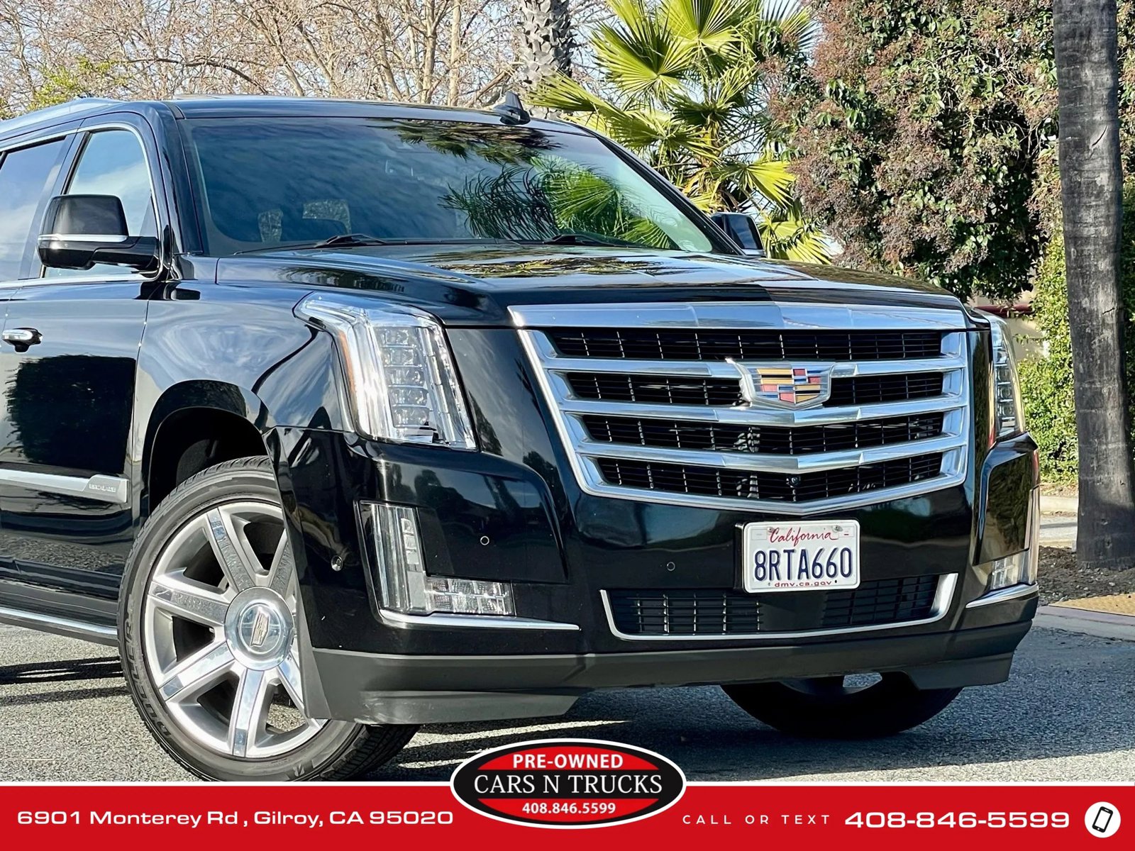 Used 2019 Cadillac Escalade ESV Premium Luxury image 39