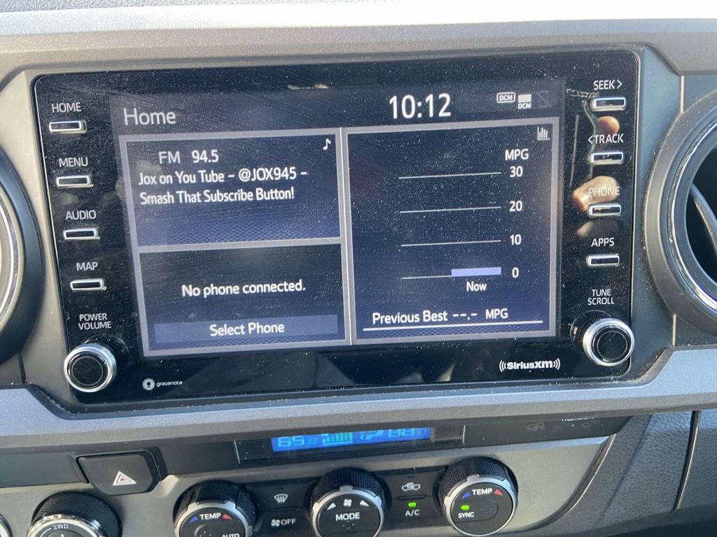 Used 2022 Toyota Tacoma TRD Sport w/ Technology Package image 23