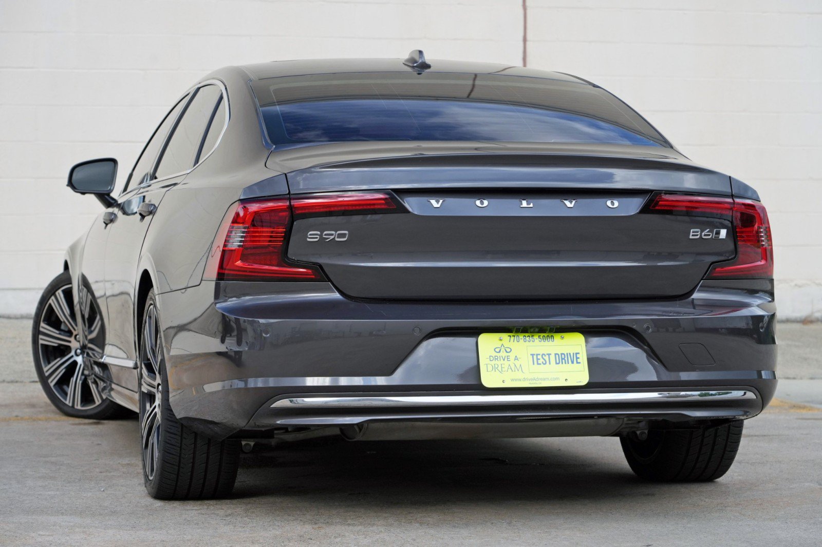 Used 2023 Volvo S90 B6 Ultimate w/ Protection Package Premier AWD/4WD image 6