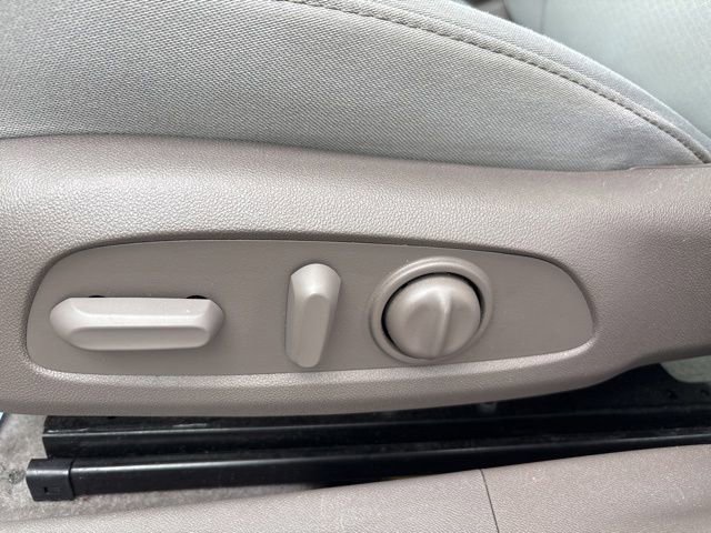 Used 2020 Chevrolet Malibu LT FWD image 16