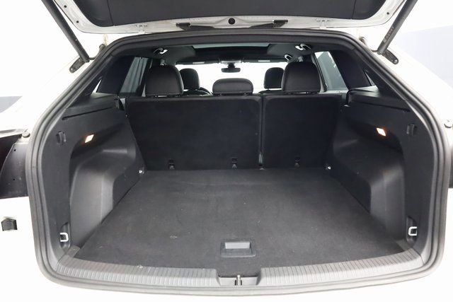 Used 2023 Volkswagen Atlas Cross Sport SEL Premium R-Line image 27