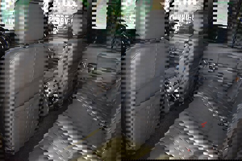 Used 2005 Land Rover Range Rover HSE image 42