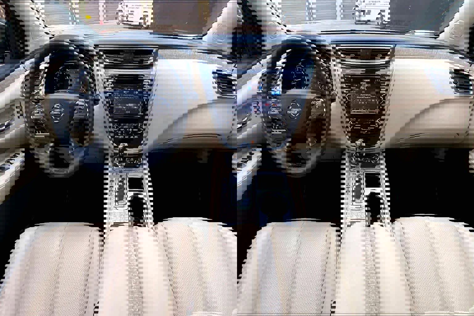 Used 2023 Nissan Murano SL w/ SL Moonroof Package image 16