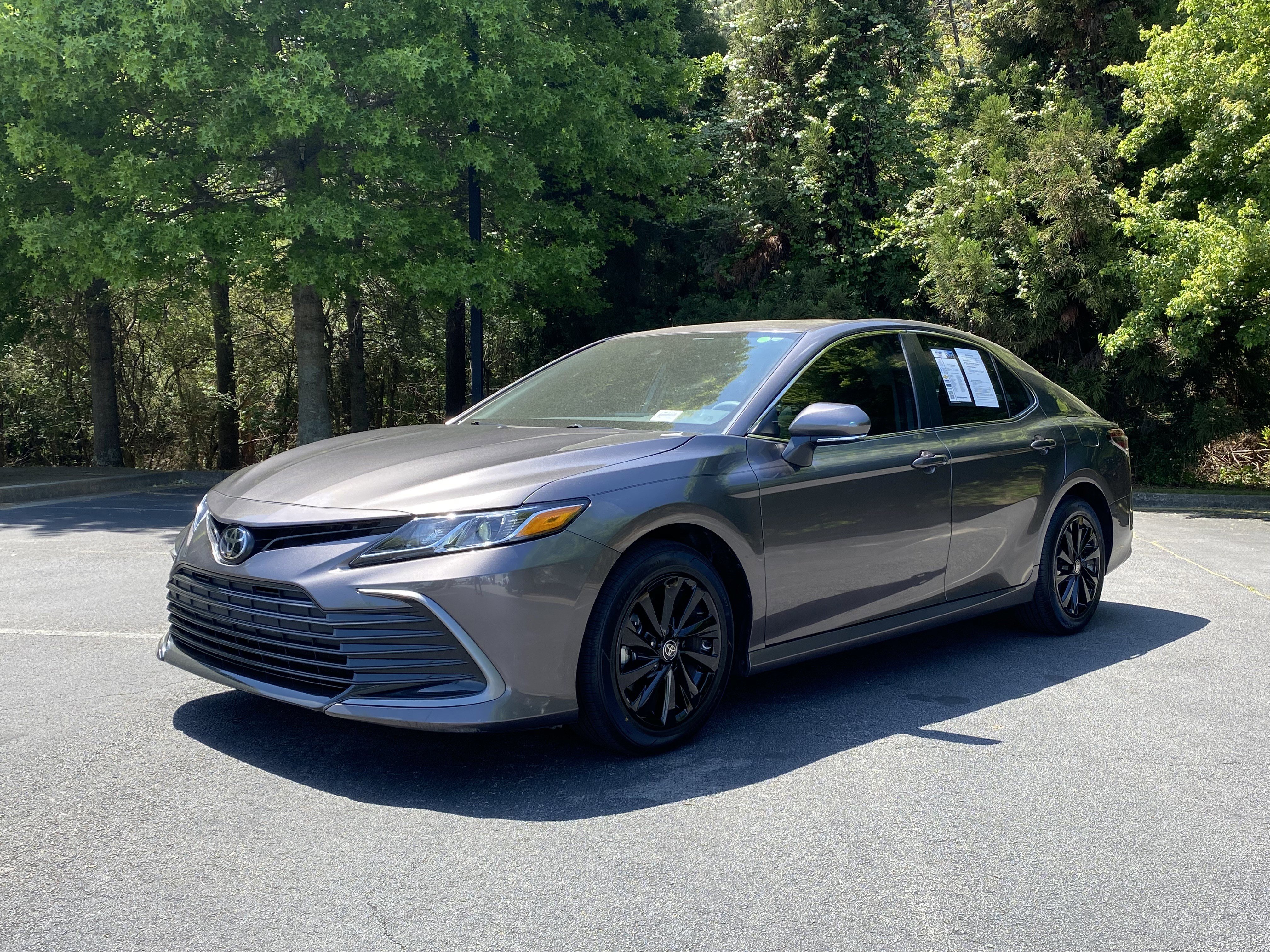 Used 2024 Toyota Camry LE w/ Convenience Package FWD image 5