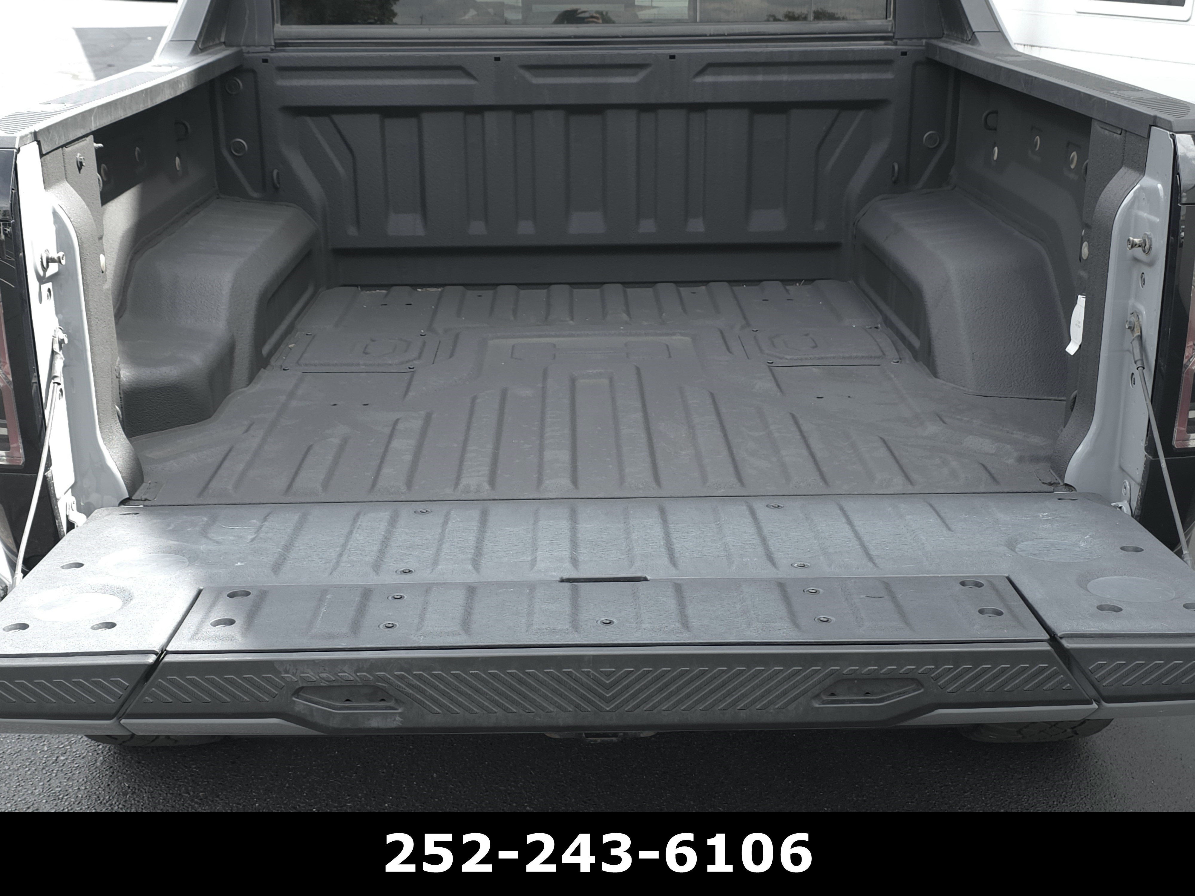 Used 2025 GMC Hummer EV 3X w/ Battery Pack, 24 Module Pack AWD/4WD image 40