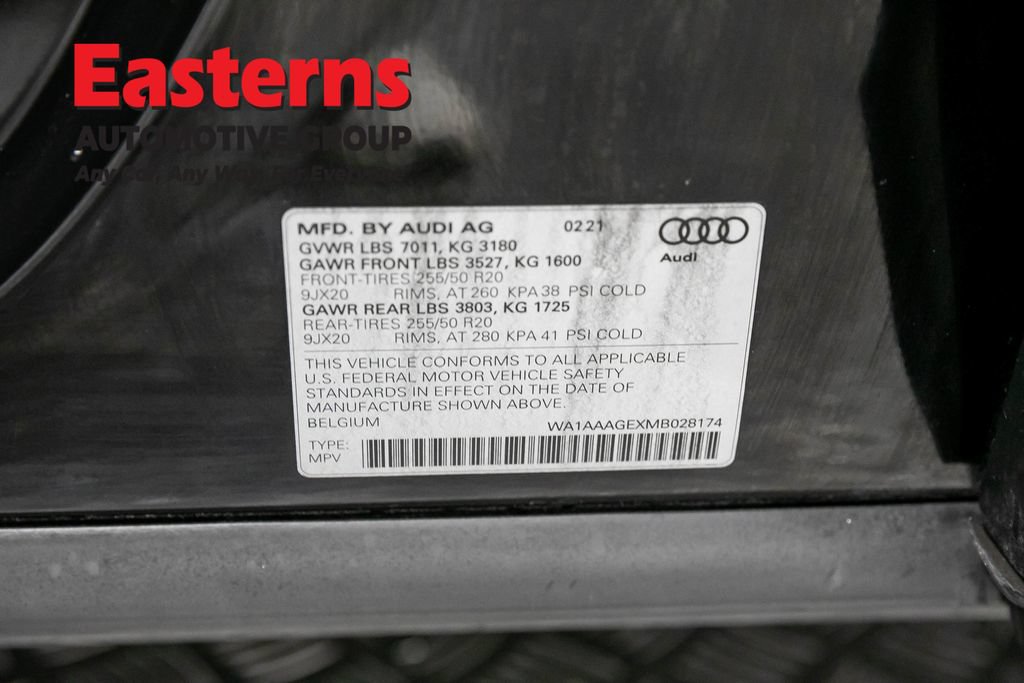 Used 2021 Audi e-tron Premium w/ Convenience Plus Package AWD/4WD image 38