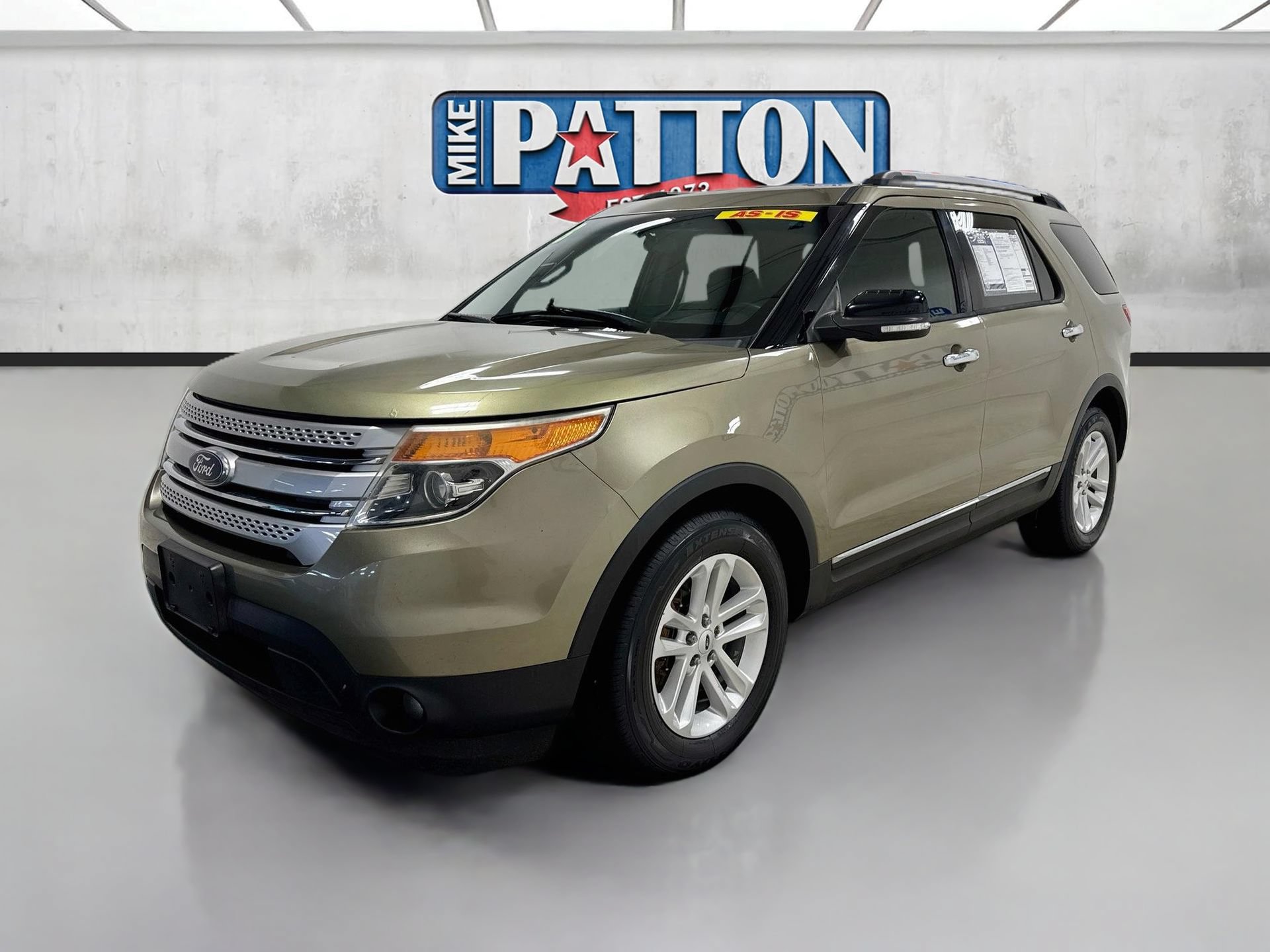 Used 2013 Ford Explorer XLT AWD/4WD image 3