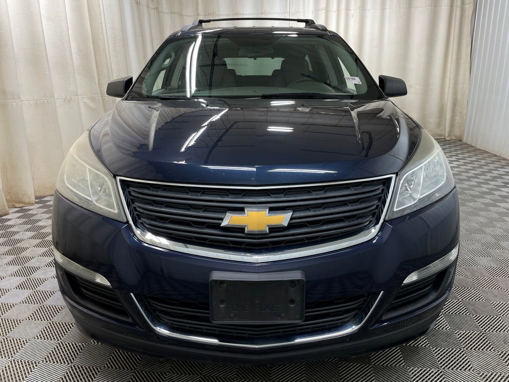Used 2015 Chevrolet Traverse LS w/ LPO, 'HIT The Road' Package FWD image 12